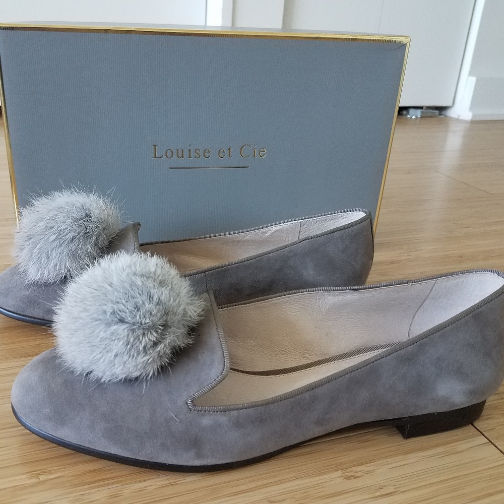 Louise et Cie Lo-Andres Suede Loafer fur Pompom 8M